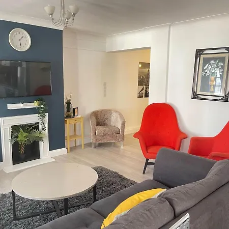 Stylische Drei Appartement Munich